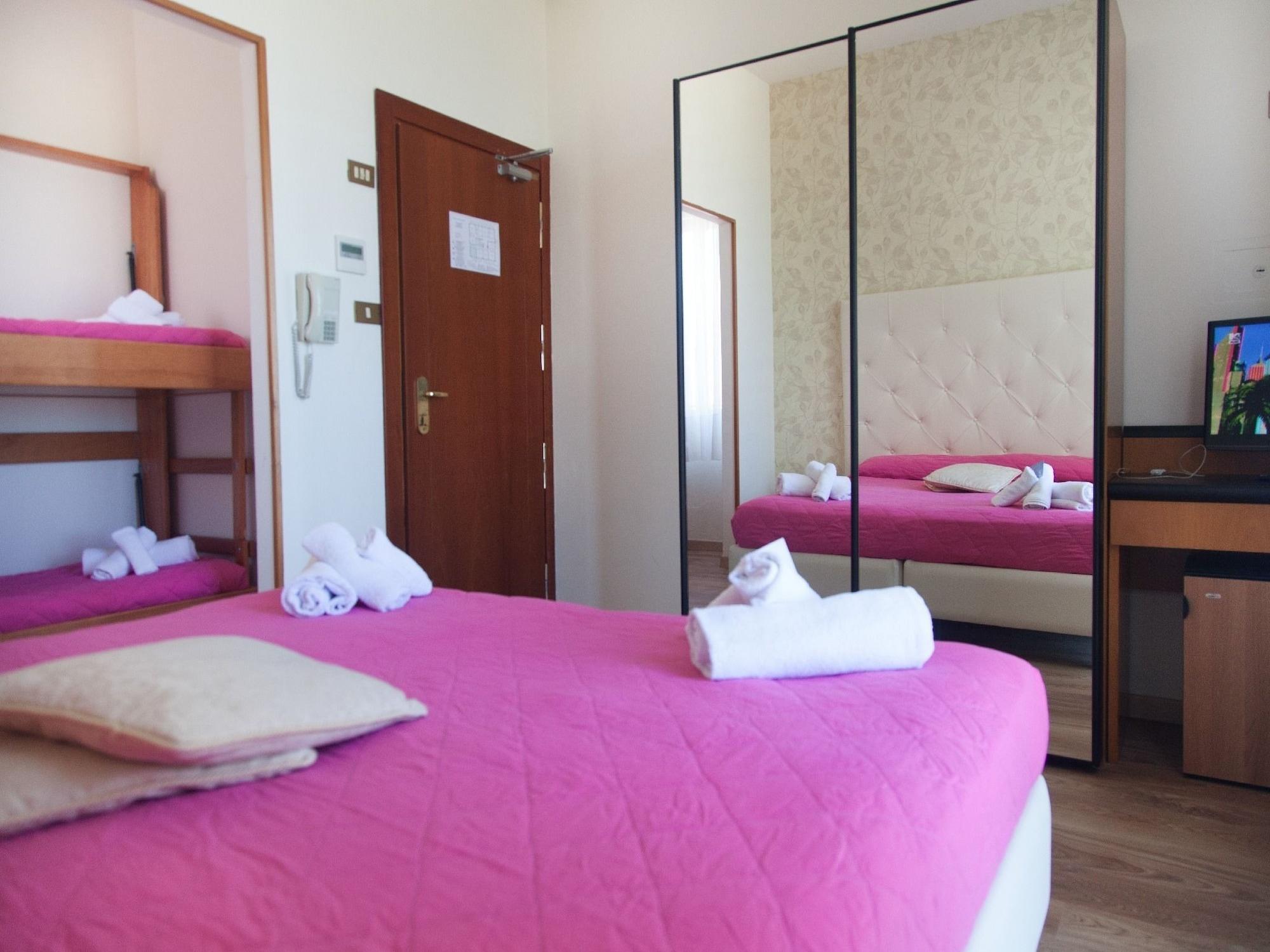 Hotel Riviera Mare Rimini Esterno foto