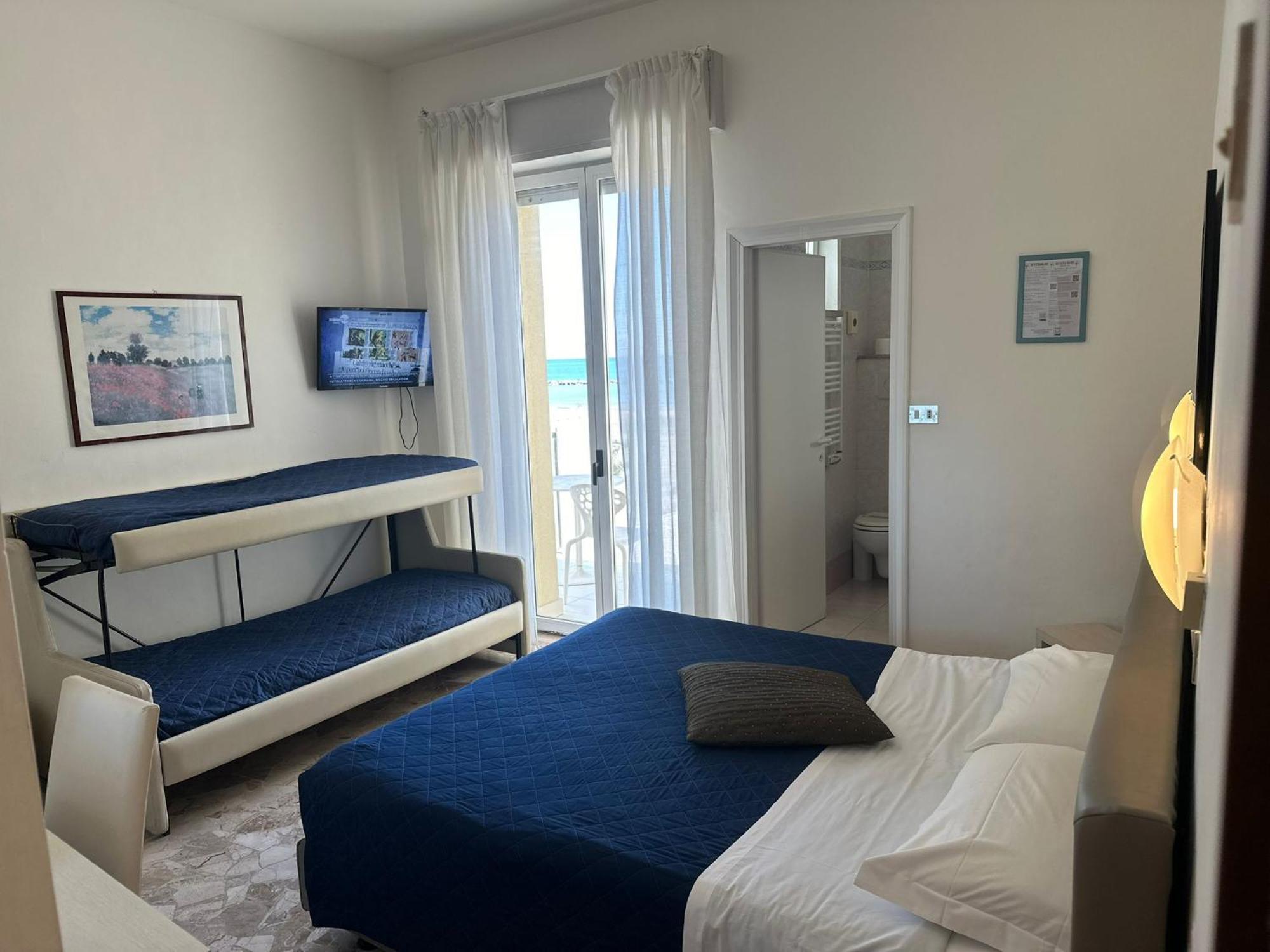 Hotel Riviera Mare Rimini Esterno foto